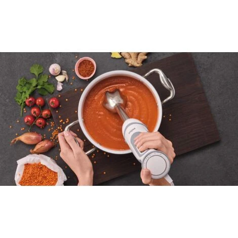 Braun Minipimer MultiQuick 5 Vario MQ5220WH Frullatore Ad Immersione, 21 Velocità, Tecnologia Tedesca, Impugnatura Ergonomica, Dotato Di Tritatutto Da 350ml E Bicchiere Da 600ml, Potenza 1000W, Bianco 4 Braun Minipimer MultiQuick 5 Vario MQ5220WH Frullatore Ad Immersione, 21 Velocità, Tecnologia Tedesca, Impugnatura Ergonomica, Dotato Di Tritatutto Da 350ml E Bicchiere Da 600ml, Potenza 1000W, Bianco - immagine 4