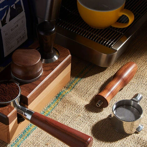 51mm Bottomless Portafilter Coffee Bottomless Compatible With DeLonghi Espresso Machine EC680 And EC685 Rosewood Handle (Filter Basket Included, Two Ears) 2 51mm Bottomless Portafilter Coffee Bottomless Compatible With DeLonghi Espresso Machine EC680 And EC685 Rosewood Handle (Filter Basket Included, Two Ears) - immagine 2